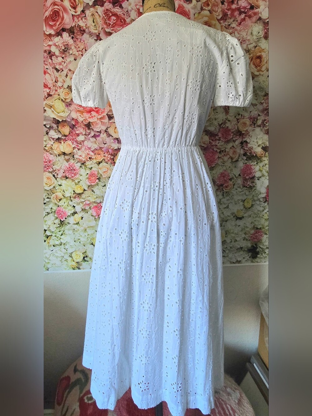 NWT J Crew White Cotton Eyelet Button-Front Midi Dress Size 2P - Picture 6 of 6